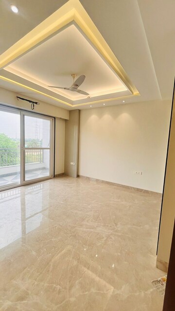 Room in 4 BHK Builder Floor at Ansal API Esencia, Sector 67 – for Sale