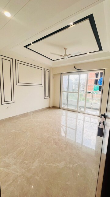 Room in 4 BHK Builder Floor at Ansal API Esencia, Sector 67 – for Sale