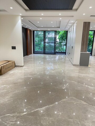 Room in 4 BHK Builder Floor at Ansal API Esencia, Sector 67 – for Sale