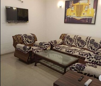 2 BHK Apartment For Rent in NK Savitry Enclave Vip Road Zirakpur  7522006