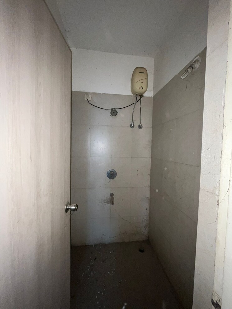 Bathroom, lodha-casa-bella-gold 1 Bedroom 648 Sq.Ft. Apartment In Dombivli East Thane 7522076