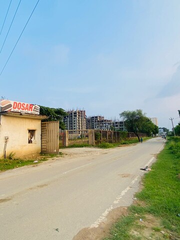  Plot – Exterior View View at Jankipuram Extension - for Sale