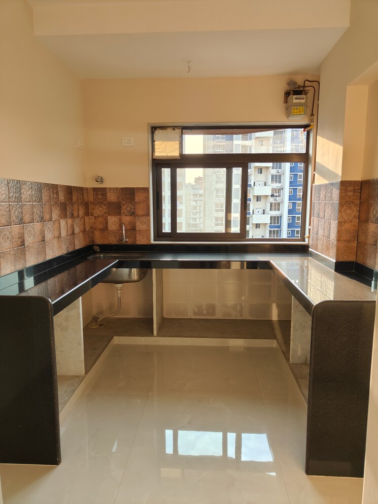 Kitchen, 5th-avenue 3 Bedroom 970 Sq.Ft. Apartment In Chembur Mumbai 7522352