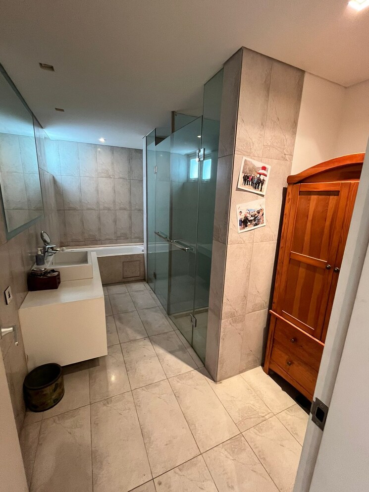 Bathroom, panchshil-casa-9 4 Bedroom 3163 Sq.Ft. Apartment In Baner Pune 7522586