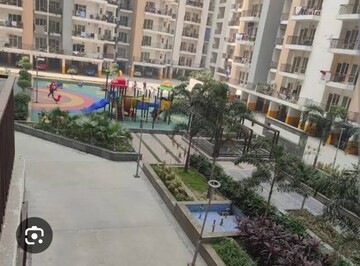 2.5 BHK Apartment For Sale in Panchsheel Greens, Sector 16 Greater Noida