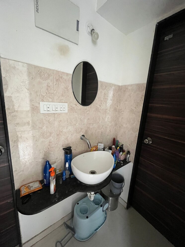 Bathroom, wadhwani-sai-paradise 1 Bedroom 693 Sq.Ft. Apartment In Punawale Pune 7522984