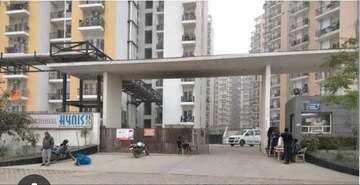 2 BHK Apartment For Resale in Panchsheel Hynish Noida Ext Sector 1 Greater Noida  7522987