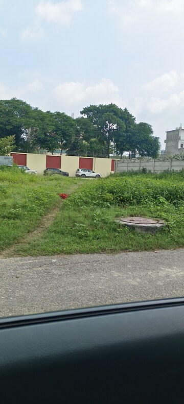  Plot – Garden View at Ansal Sushant Golf city, Sushant Golf City - for Sale