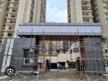 2 BHK Apartment For Sale in VIctoryone Amara, Sector 16 Greater Noida