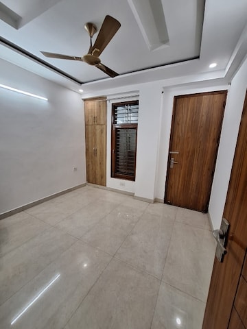 Room in 2 BHK Builder Floor at Vasundhara Sector 1 – for Sale
