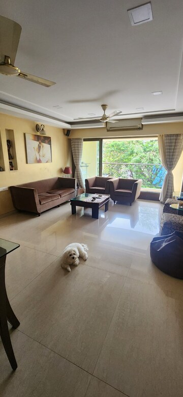 Living Room in 1 BHK Apartment at 36 Turner Road, Bandra West – for Sale