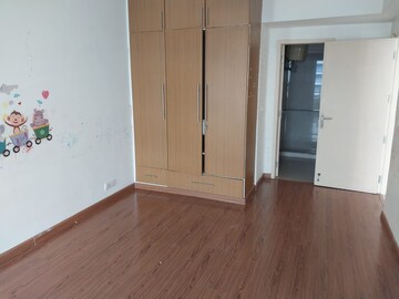 रेसिडेंशियल फ्लैट वर्ग फुट फॉर रेंट इन सेक्टर 28 गुड़गांव  7523949