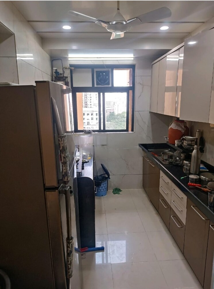 Kitchen, hiranandani-estate 3 Bedroom 950 Sq.Ft. Apartment In Ghodbunder Road Thane 7524067
