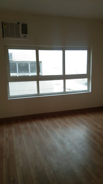 Room in 3 BHK Apartment at Lavender Floors, Sector 89 – for Sale