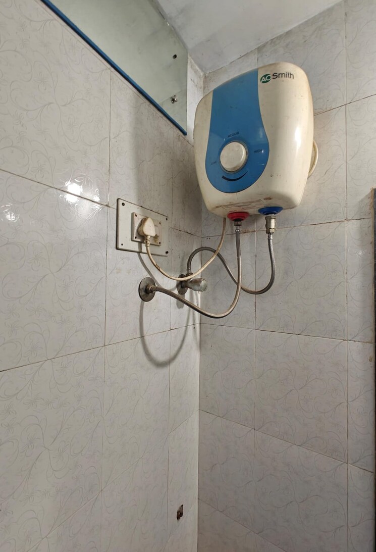 Bathroom, mahalaxmi-heights-pimple-gurav 1 Bedroom 672 Sq.Ft. Apartment In Pimple Gurav Pune 7524223