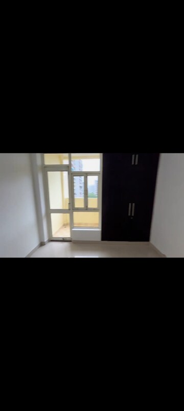 Room in 3 BHK Apartment at Uninav Heights Phase I, Raj Nagar Extension – for Sale
