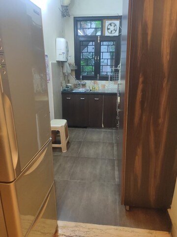 Bathroom in 3 BHK Builder Floor at Eros Rosewood City, Sector 49 – for Sale