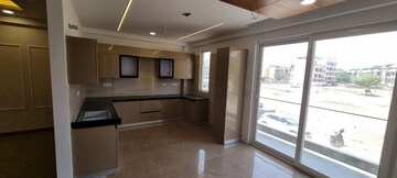 Room in 3 BHK Builder Floor at Ardee City, Sector 52 – for Sale