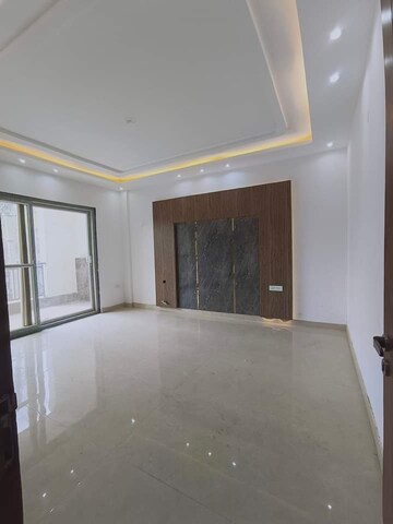 Master Bedroom in 4 BHK Builder Floor at Green Fields Colony – for Sale