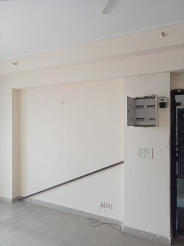 Room in 2.5 BHK Apartment at Assotech The Nest, Sain Vihar – for Sale