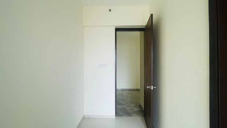 Room, raj-tattva 4 Bedroom 2100 Sq.Ft. Apartment In Kapur Bawdi Thane 7524900