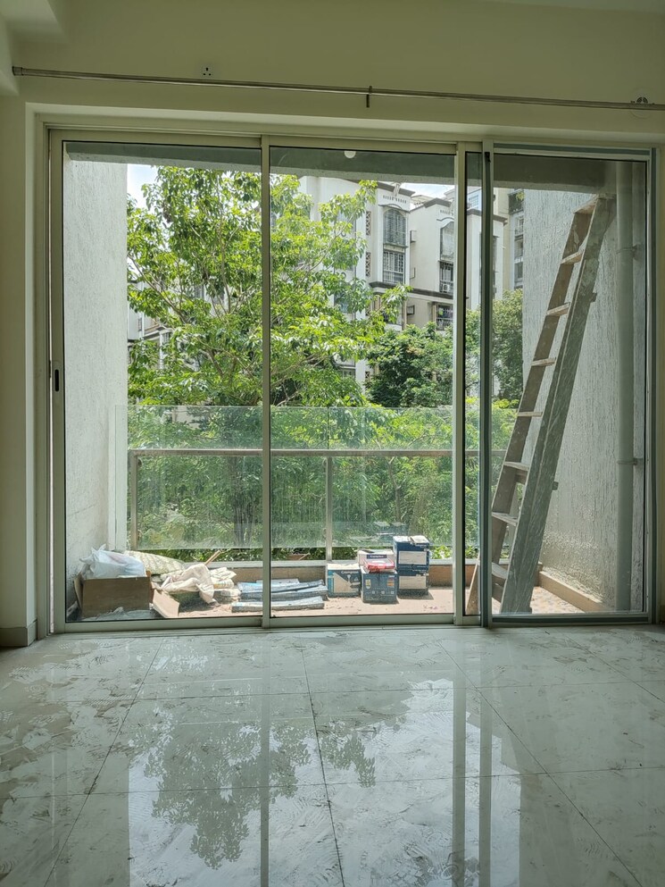 Balcony, l-t-seawoods-residences-phase-1-part-a 2 Bedroom 825 Sq.Ft. Apartment In Seawoods Navi Mumbai 7524979