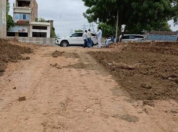  Plot – Exterior View View at Chunar - for Sale