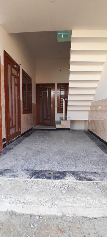 Room in 3 BHK Independent House at Kanker Khera – for Sale
