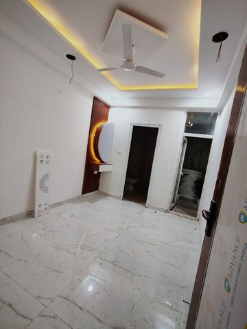 Master Bedroom in 2 BHK Builder Floor at Sector 73 – for Sale