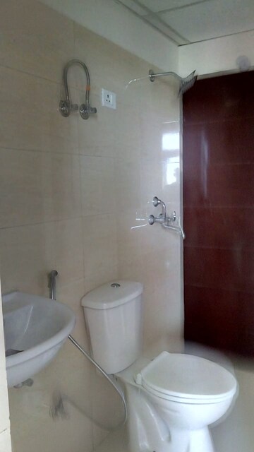 Bathroom in 2.5 BHK Apartment at Amrapali Castle, Chi V Greater Noida – for Sale