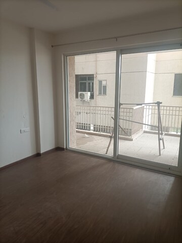 Room in 3 BHK Apartment at Sushma Crescent, Dhakoli Village – for Sale