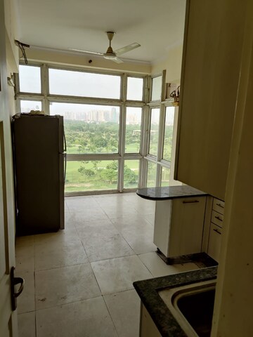 Room in 4 BHK Apartment at Tata Primanti-Executive Apartments, Sector 72 – for Sale