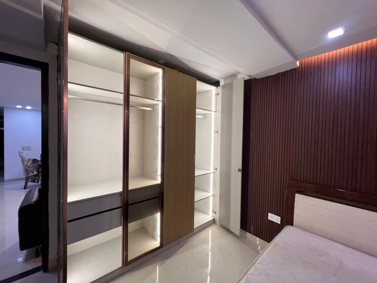 Room, central-park-i 5 Bedroom 3400 Sq.Ft. Apartment In Sector 42 Gurgaon 7526286