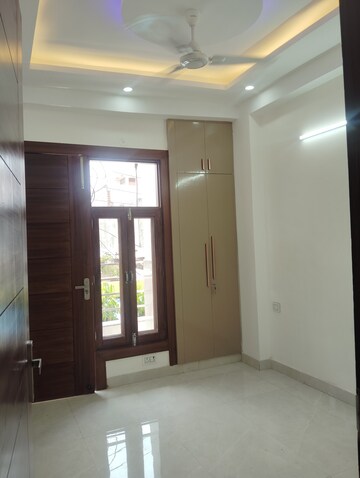 Bedroom in 3 BHK Builder Floor at Vasundhara Sector 1 – for Sale