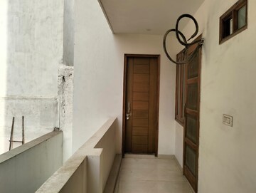 4 BHK Builder Floor For Sale in Green Fields Colony