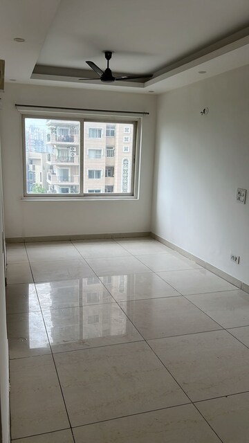  Plot – Exterior View View at Roza Jalalpur - for Sale