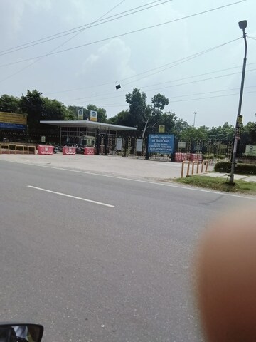  Plot – Exterior View View at Roza Jalalpur - for Sale