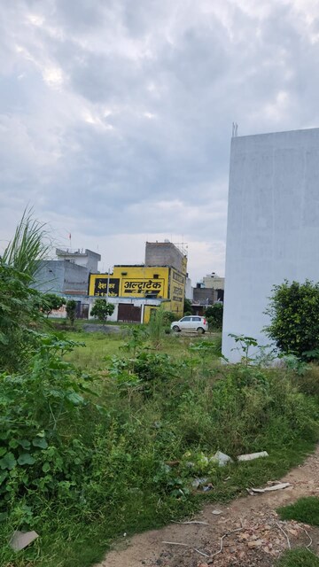  Plot – Exterior View View at Roza Jalalpur - for Sale