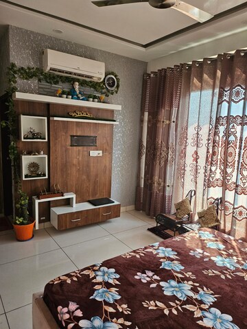 Room in 3 BHK Apartment at Dhakoli Village – for Sale