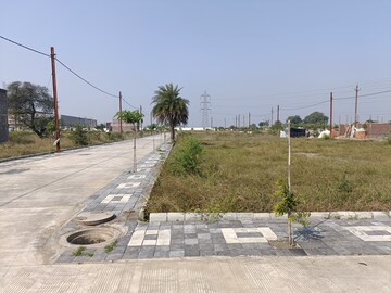  Plot For Sale in Ujjain Road