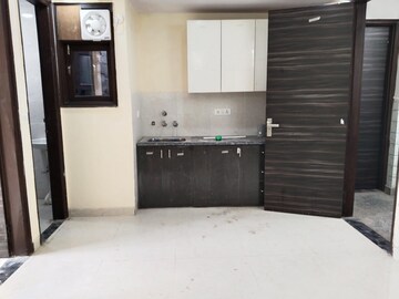 1 BHK Builder Floor For Rent in Freedom Fighters Enclave Delhi  7527097