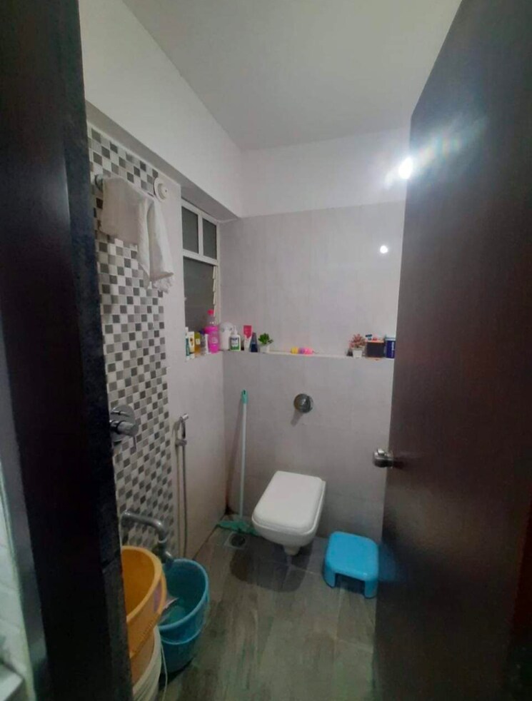 Bathroom, laxmi-kailash-garden 1 Bedroom 698 Sq.Ft. Apartment In Kalyan West Thane 7527184