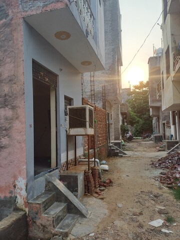  Plot For Sale in Dheeraj Nagar