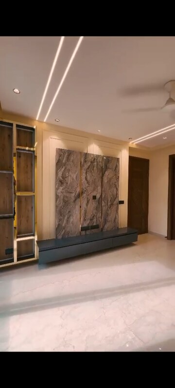 3 BHK Builder Floor For Sale in Safdarjang Enclave