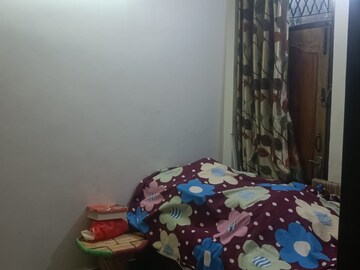 Bedroom in 3 BHK Apartment at Patparganj – for Rent