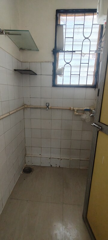 रेसिडेंशियल फ्लैट वर्ग फुट फॉर रेंट इन बोरिवली वेस्ट मुंबई  7527950