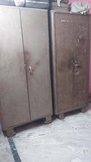 Furnished Amenities in 3.5 BHK Builder Floor at Mayur Vihar Phase 1 – for Sale