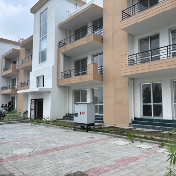3 BHK Builder Floor – Exterior View View at Bptp Park Floors I, Sector 77 - for Sale