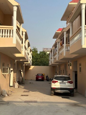  Plot For Sale in Neelkanth Vatika, Dhoom Manikpur