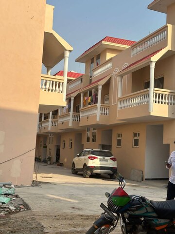  Plot – Exterior View View at Neelkanth Vatika, Dhoom Manikpur - for Sale